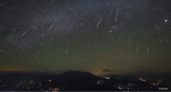 Hujan Meteor Perseid Hiasi Langit Malam 11-12 Agustus